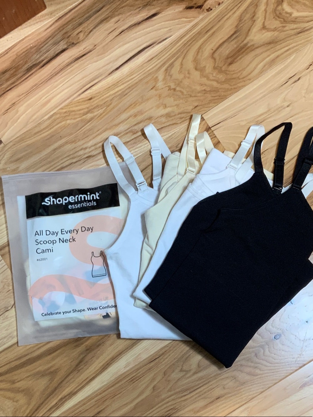 Shapermint Scoop Neck Camis - Black, White, Cream. Lot of 5 plus 1